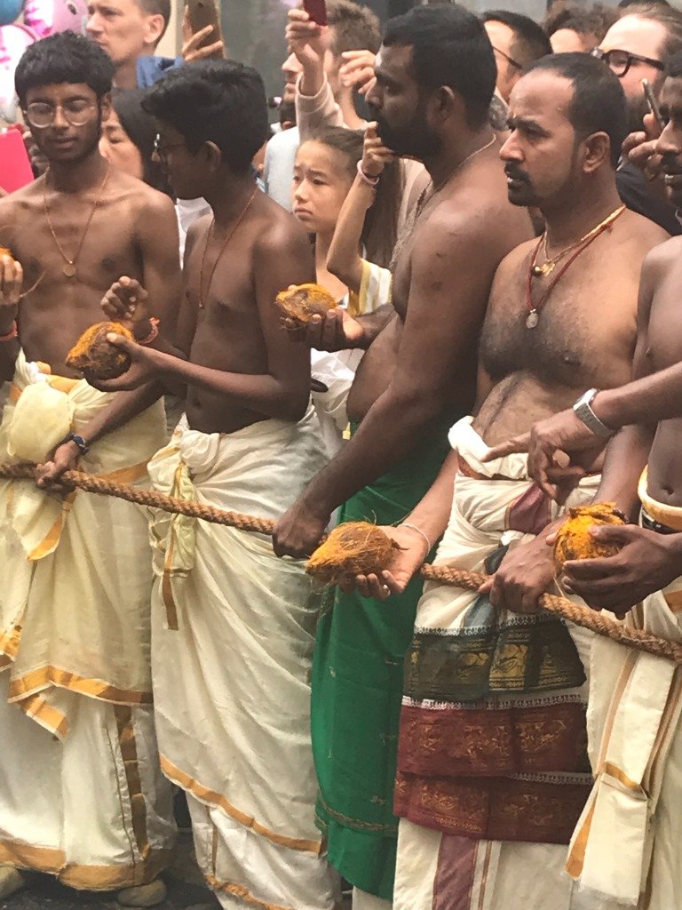 Ganesh Chaturthi (fête de Ganesh)
Défilé en l'honneur de Ganesh, Paris août 2018